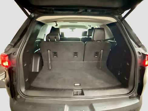 Used 2020 Chevrolet Traverse LT AWD/4WD image 26