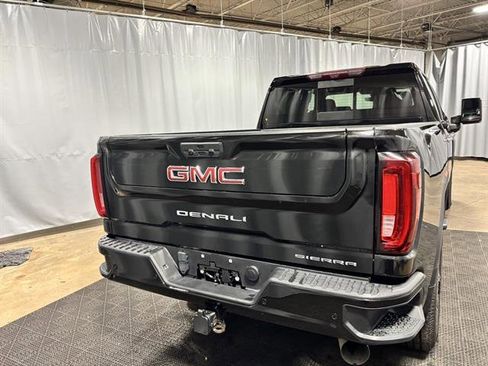 Certified 2023 GMC Sierra 3500 Denali w/ Denali Black Diamond Edition image 29
