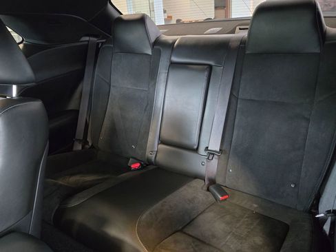 Used 2021 Dodge Challenger R/T Scat Pack RWD image 21