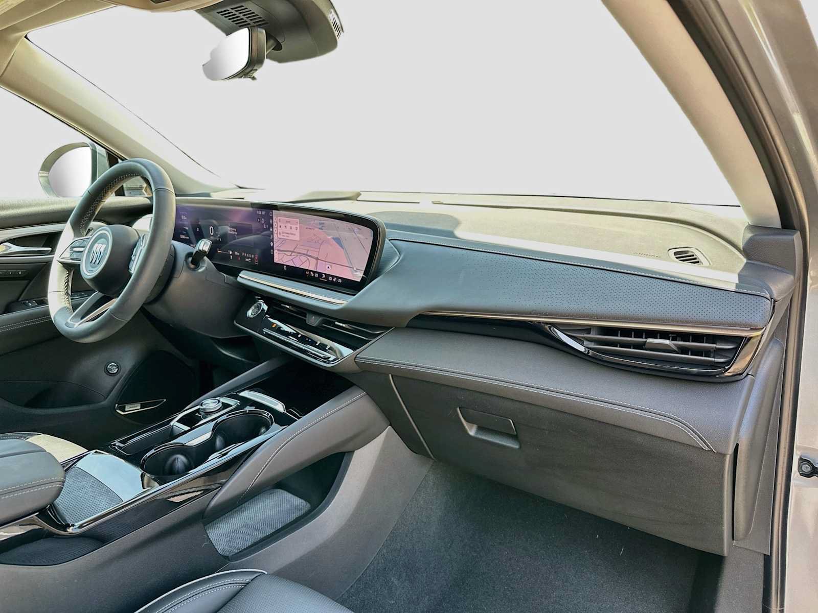 Used 2025 Buick Envision Avenir AWD/4WD image 30