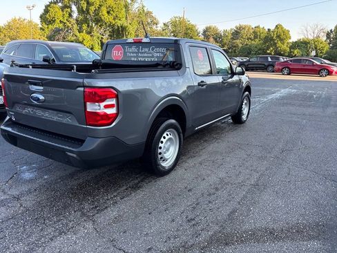 Used 2023 Ford Maverick XL FWD image 3