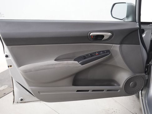 Used 2011 Honda Civic LX image 18