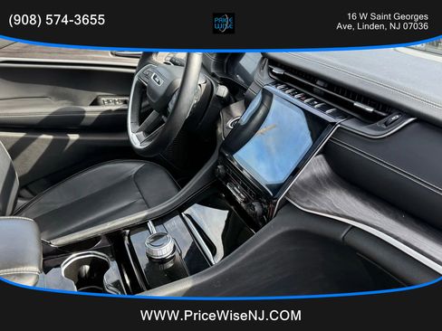 Used 2021 Jeep Grand Cherokee L Limited image 23