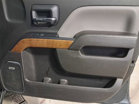 Used 2018 Chevrolet Silverado 1500 LTZ w/ Sport Package image 12