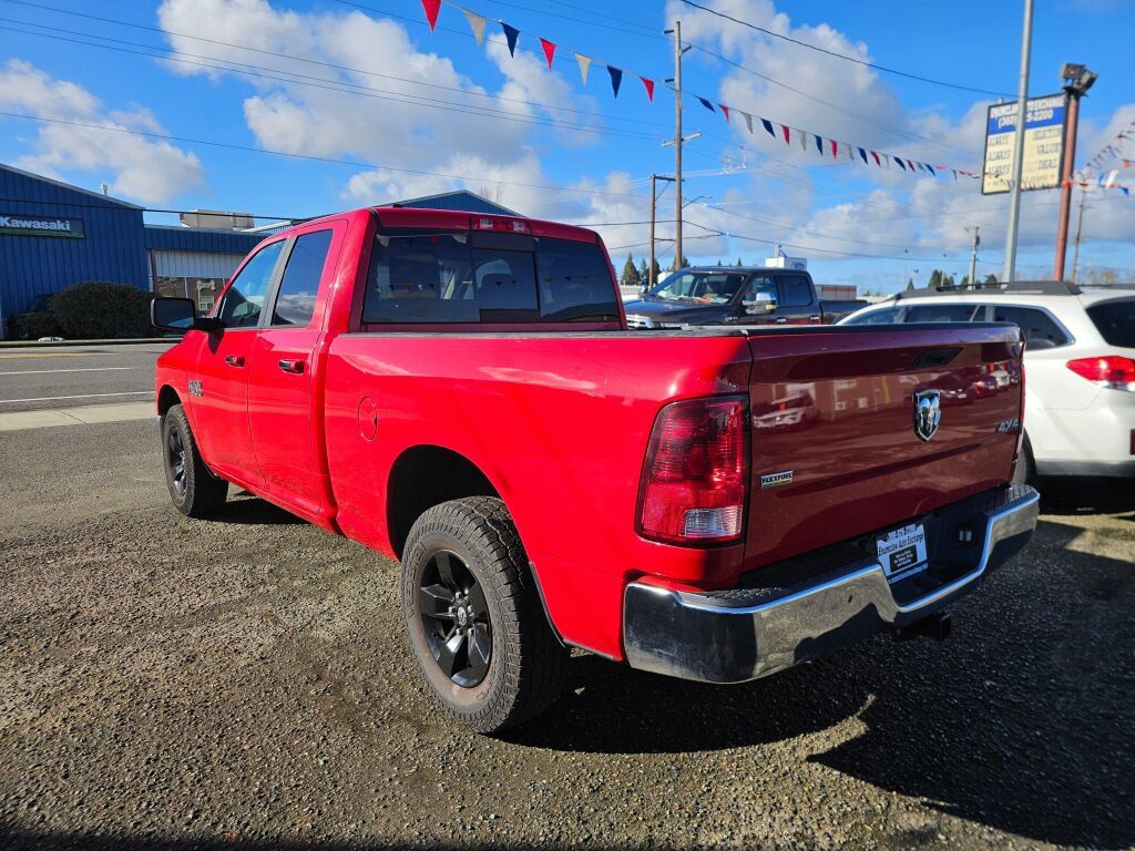 Used 2017 RAM 1500 Classic SLT AWD/4WD image 5