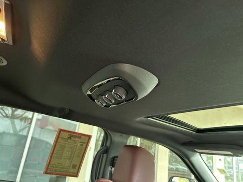 Used 2024 Dodge Durango R/T AWD/4WD image 31