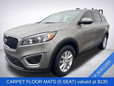 Used 2018 Kia Sorento L FWD image 2
