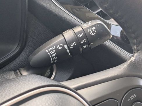 Used 2023 Toyota Corolla Cross LE FWD image 25