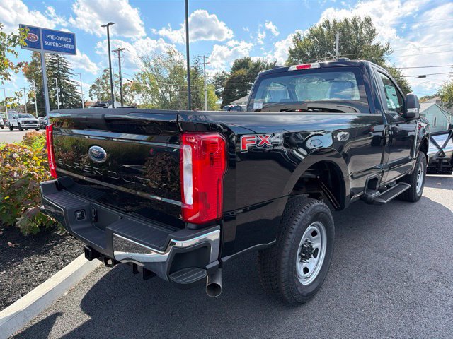 New 2026 Ford F350 XL w/ FX4 Off-Road Package AWD/4WD image 6