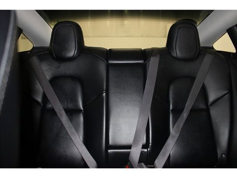 Used 2018 Tesla Model 3 Long Range image 23