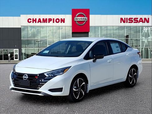 New 2025 Nissan Versa SR w/ Trunk Package image 3