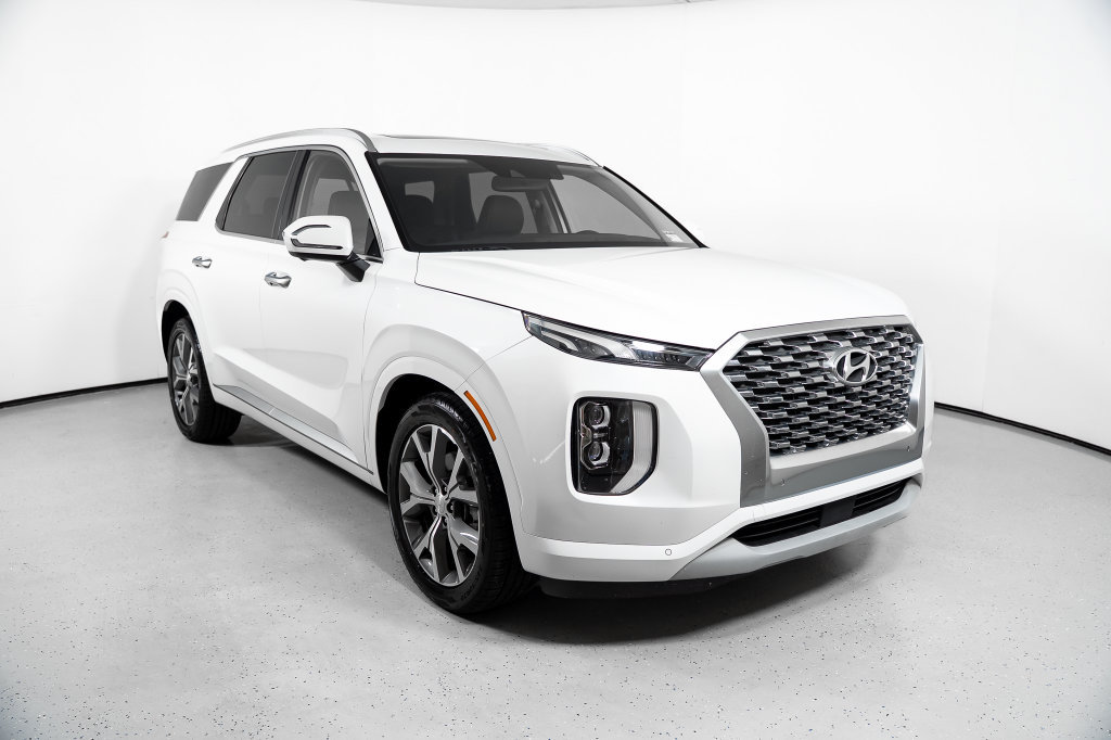 Certified 2022 Hyundai Palisade Limited FWD image 2