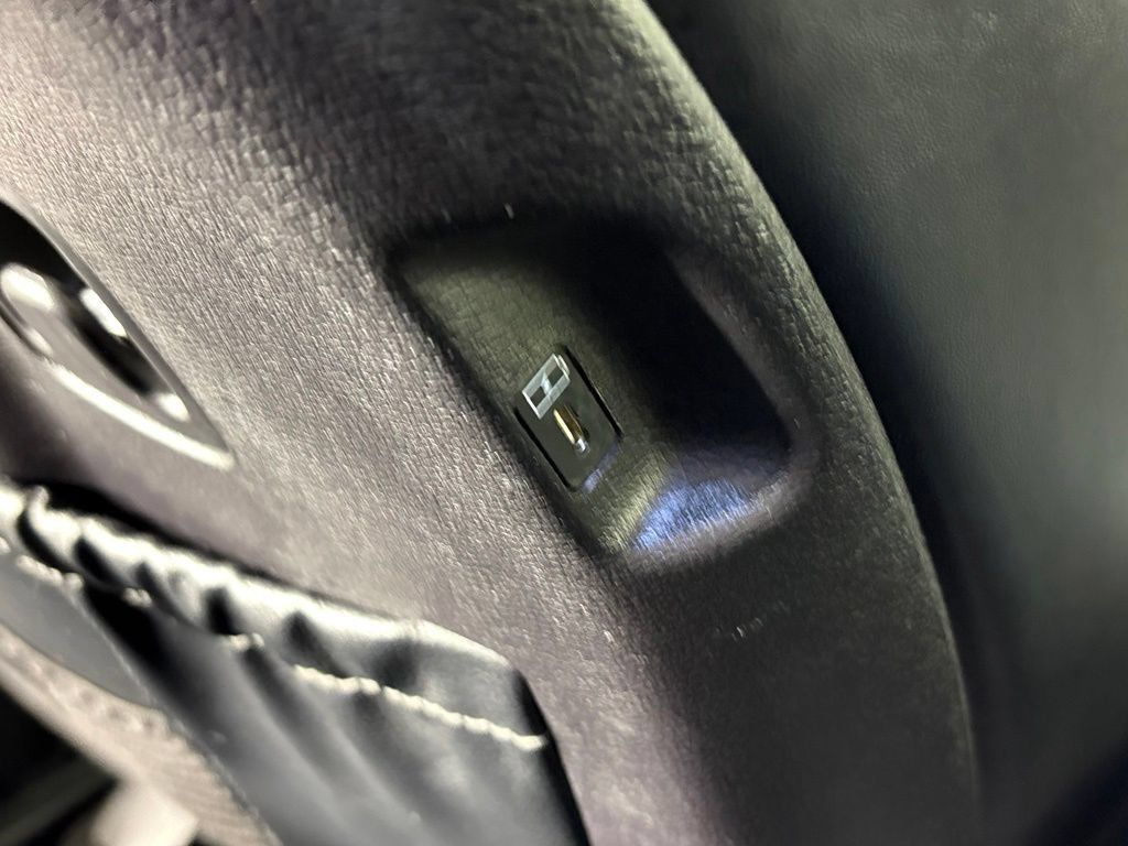 Used 2025 Kia Telluride S FWD image 38