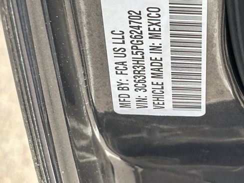 Used 2023 RAM 3500 Big Horn AWD/4WD image 32
