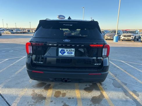 New 2026 Ford Explorer Active image 4