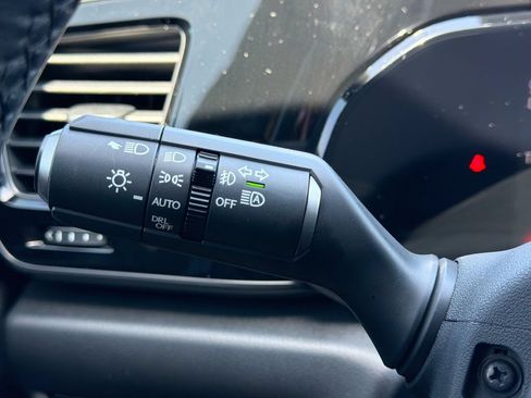 Used 2025 Lexus NX 250 FWD w/ Accessory Package (Z1) image 28