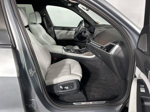 Certified 2025 BMW X7 xDrive40i w/ Executive Package AWD/4WD image 33