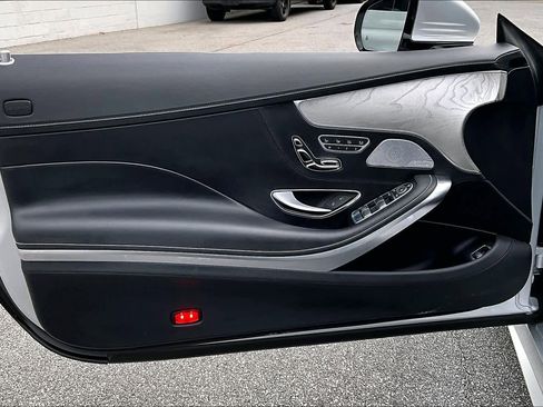 Used 2017 Mercedes-Benz S 550 Cabriolet w/ Sport Package image 20