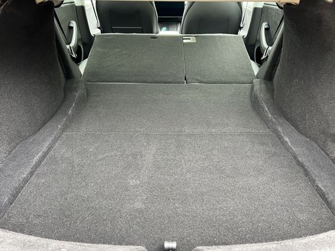 Used 2025 Tesla Model 3 Long Range AWD/4WD image 18