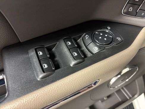 Used 2021 Ford Expedition Max XLT RWD image 25