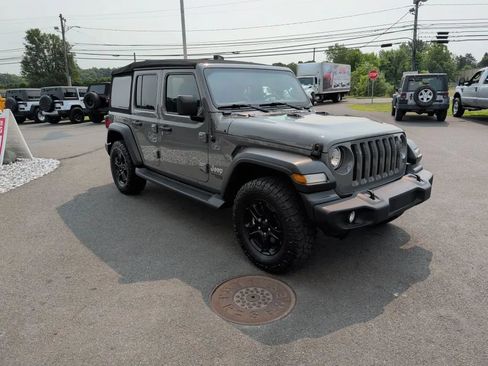 Used 2021 Jeep Wrangler Unlimited Sport AWD/4WD image 14