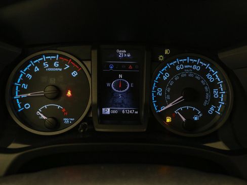 Used 2016 Toyota Tacoma TRD Off-Road image 35