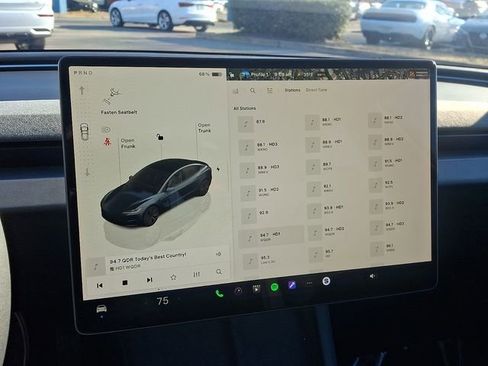 Used 2024 Tesla Model 3 Standard Range image 19