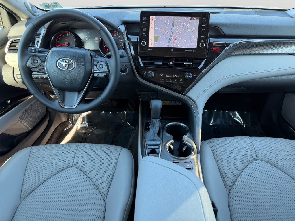 Used 2021 Toyota Camry XSE w/ Navigation Package FWD image 13