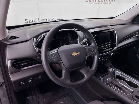 Used 2020 Chevrolet Traverse LS image 10
