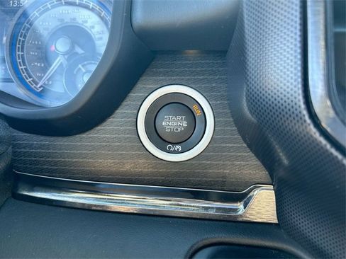 Used 2022 RAM 1500 Limited w/ Body-Colour Bumper Group image 17