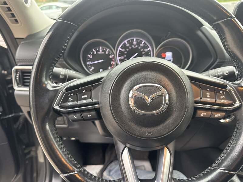 Used 2018 MAZDA CX-5 Touring w/ Preferred Equipment Package AWD/4WD image 27