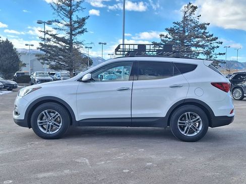 Used 2017 Hyundai Santa Fe Sport image 6