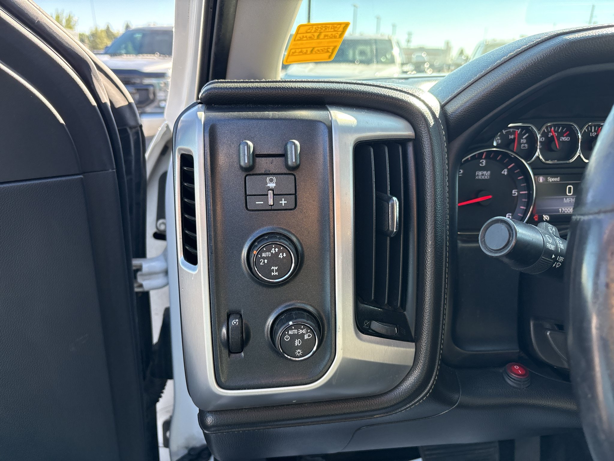 Used 2014 GMC Sierra 1500 SLE w/ SLE Value Package AWD/4WD image 12