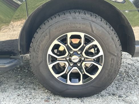 Used 2024 Ford Expedition Max XLT image 20