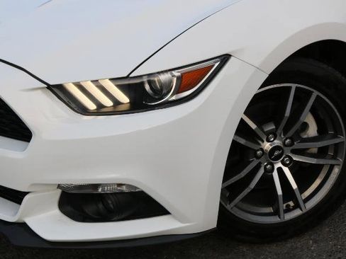 Used 2016 Ford Mustang Premium image 5