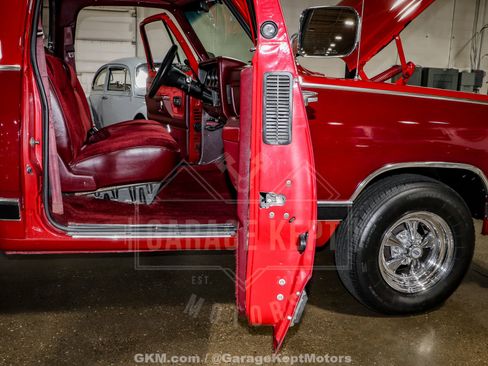 Used 1989 Dodge D/W Truck 150 image 61