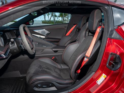 Used 2021 Chevrolet Corvette Stingray Premium Cpe w/ Z51 Performance Package image 17