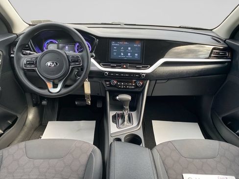 Used 2020 Kia Niro LX FWD image 20