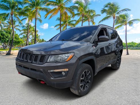Used 2019 Jeep Compass Trailhawk AWD/4WD image 8
