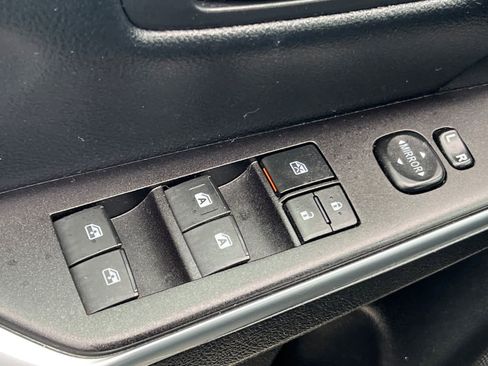 Certified 2016 Toyota Camry SE image 13