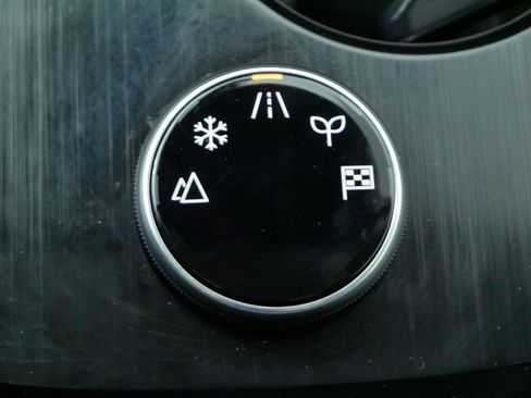 Used 2021 Nissan Rogue SV w/ Premium Package image 32