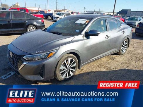 Used 2024 Nissan Sentra SV w/ SV Premium Package image 4