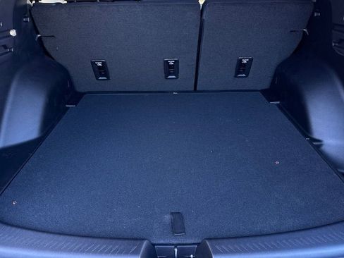 New 2026 Chevrolet Equinox EV LT w/ LPO, Blackout Package FWD image 15