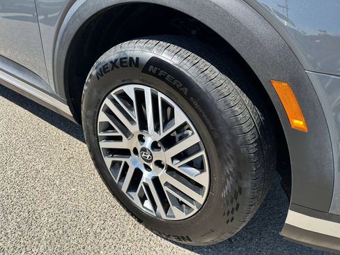 Used 2026 Hyundai Palisade SEL FWD image 32