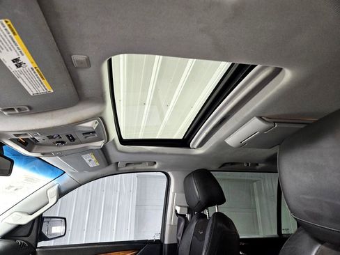 Used 2015 Cadillac Escalade ESV Luxury image 20