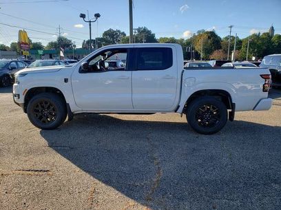 New 2026 Nissan Frontier SV w/ Tow Package