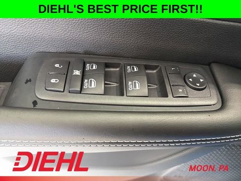 New 2027 Chrysler Pacifica Select AWD/4WD image 26