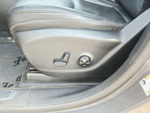 Used 2021 Jeep Cherokee Limited AWD/4WD image 34