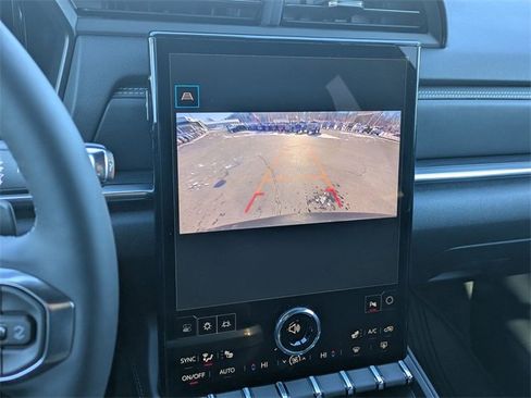 New 2026 GMC Terrain Elevation w/ Elevation Premium Package image 21