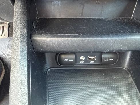 Used 2020 Kia Forte LXS FWD image 23